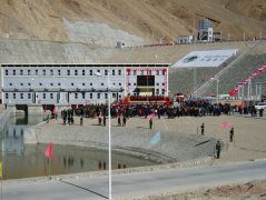 狮泉河水电站排水压力钢管防冻采用安徽香蕉钻洞视频自